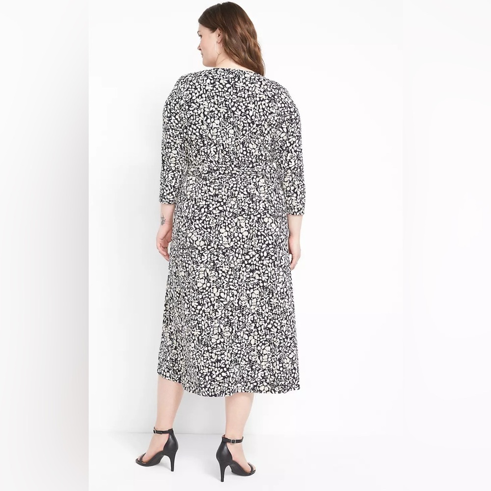 NWT Lane Bryant Black and White Midi V-Neck 3/4 Sleeve Dress Size 22/24 - Picture 8 of 8